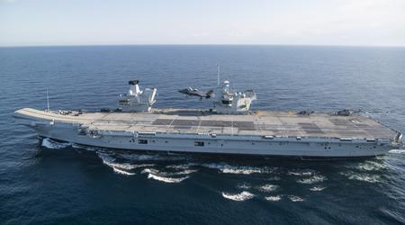 Un caza estadounidense F-35B Lightning II ha aterrizado en la cubierta del portaaviones británico HMS Prince of Wales por primera vez en la historia