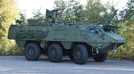 El Ministerio de Defensa de Letonia aclara que enviará 42 vehículos blindados de transporte de tropas Patria 6x6 a Ucrania este año