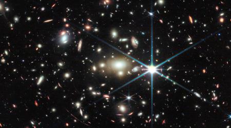 James Webb ha confirmado el descubrimiento de Earendel como la estrella más lejana: apareció 1.000 millones de años después del Big Bang y brilla 1 millón de veces más que el Sol.