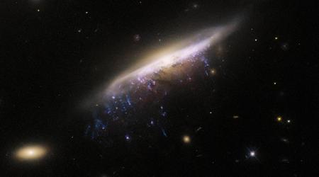 El Hubble ha fotografiado una medusa galáctica a 800 millones de años luz de la Tierra