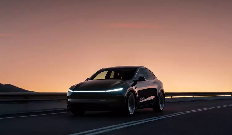 Tesla lanza su app Robotaxi en ...