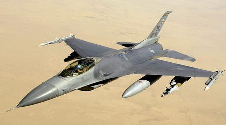 Los pilotos ucranianos empiezan a entrenarse con F-16 en Rumanía
