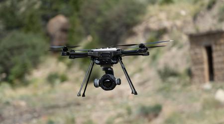 Canadá empezará a suministrar a Ucrania en verano vehículos aéreos no tripulados SkyRanger R70 capaces de lanzar munición, identificar rostros y localizar teléfonos enemigos.