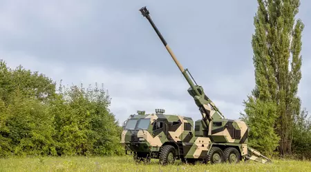 Eslovaquia ha presentado un obús autopropulsado BIA de 155 mm sobre chasis Tatra con un alcance de hasta 600 kilómetros y una distancia de tiro de más de 50 kilómetros.