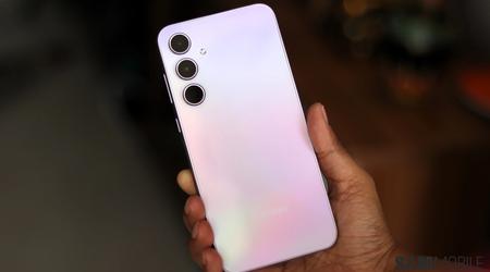 Samsung lanza una actualización de seguridad para el Galaxy A35 en Europa con un parche de vulnerabilidad para febrero de 2025