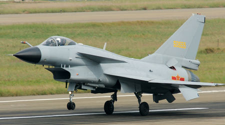 Australia acusa a China de interceptar su helicóptero