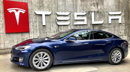 Tesla retira más de 1,6 millones de coches en China por problemas con el piloto automático y el bloqueo