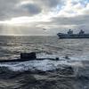 El portaaviones británico HMS Queen Elizabeth, que transporta cazas de quinta generación F-35B Lightning II, se ha transferido al mando de la OTAN por primera vez en la historia-19
