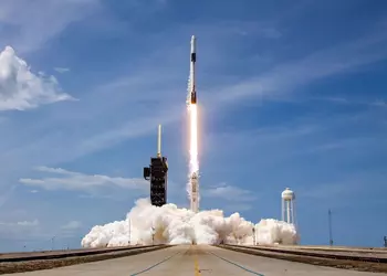 SpaceX completó su misión número 606: ...