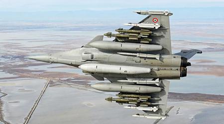 Los cazas F-16 ucranianos podrán llevar bombas guiadas francesas AASM Hammer