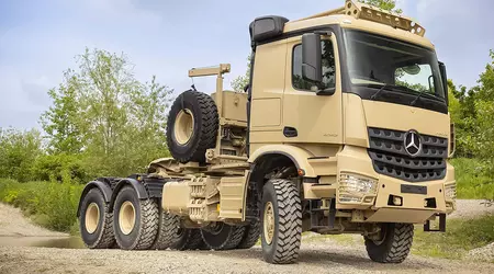 Mercedes-Benz presentará el tractor militar Arocs 4042 AS 6x6 en IDEX 2025