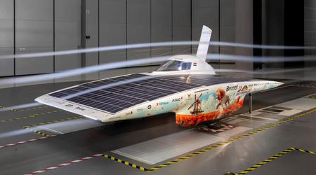 Estudiantes de los Países Bajos han creado un "coche solar" que puede ser propulsado por energía eólica