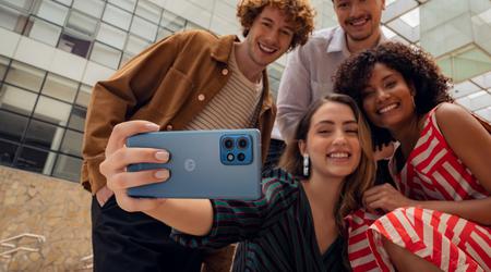 Motorola Edge 40 Pro: pantalla OLED de 165 Hz, chip Snapdragon 8 Gen 2, protección IP68 y batería de 4.600 mAh con carga de 125 W por 899 euros