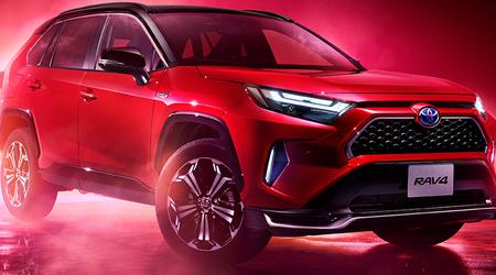 Toyota ha abandonado las versiones de tracción delantera del RAV4 crossover en Japón - ahora sólo AWD