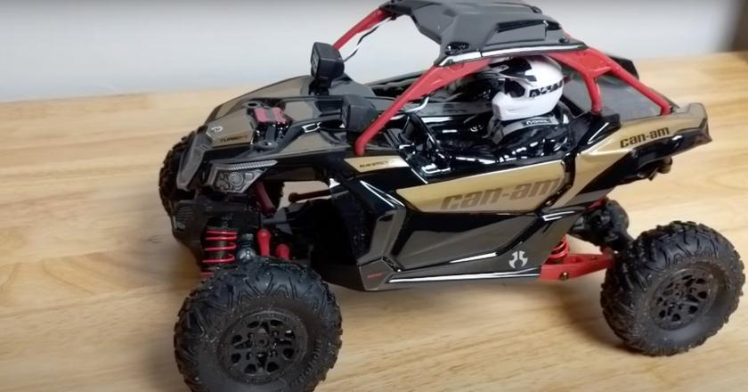 1:18 AXIAL JR. CAN-AM YETI MAVERICK X3 rc coche de menos de 200