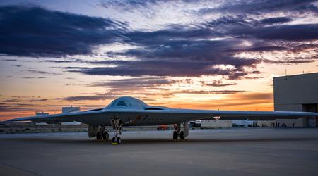 El bombardero nuclear de nueva generación B-21 Raider ha comenzado las pruebas de rodaje previas a su vuelo inaugural.