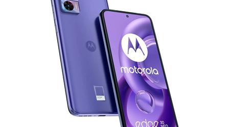 Una persona con información privilegiada ha mostrado imágenes de prensa del Moto Edge 30 Neo en color Very Peri, el color de 2022 según Pantone