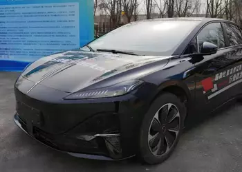 FAW anunció un automóvil eléctrico con ...