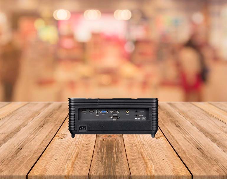 Proyector doméstico InFocus IN136