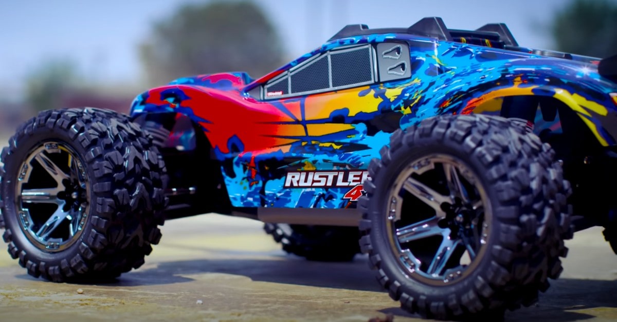1:10 Traxxas Rustler coche radiocontrol rápido
