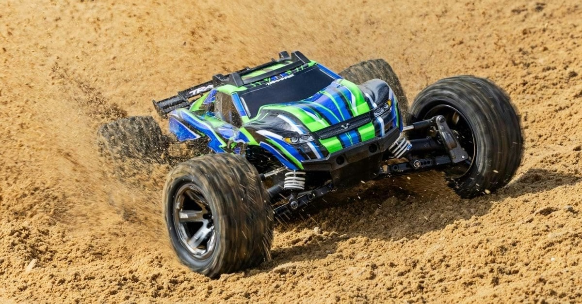 1:10 Traxxas Rustler coche rc rápido