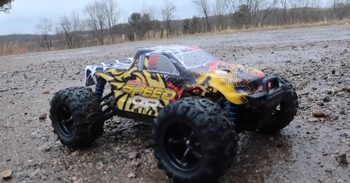 1:18 DEERC 9310 mejores autos rc menos de 100 euros