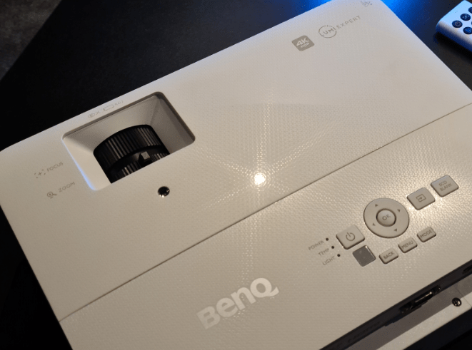 BenQ TK700 vs Epson 2350