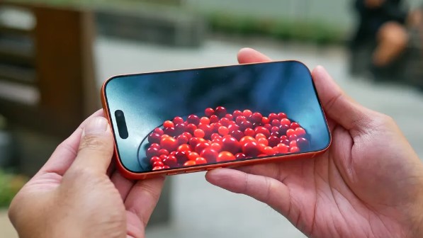 iPhone 17 Pro Max frente a Galaxy S25 Ultra