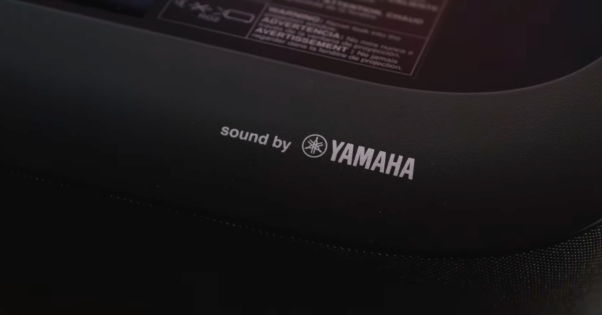 Epson EpiqVision LS300 proyector tiro ultra corto 4k