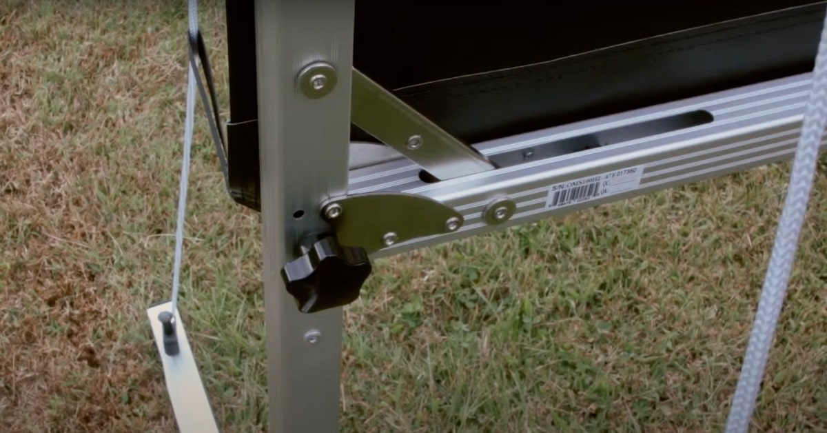 Opiniones de Elite Screens Yard Master 2 pantalla de proyector portátil