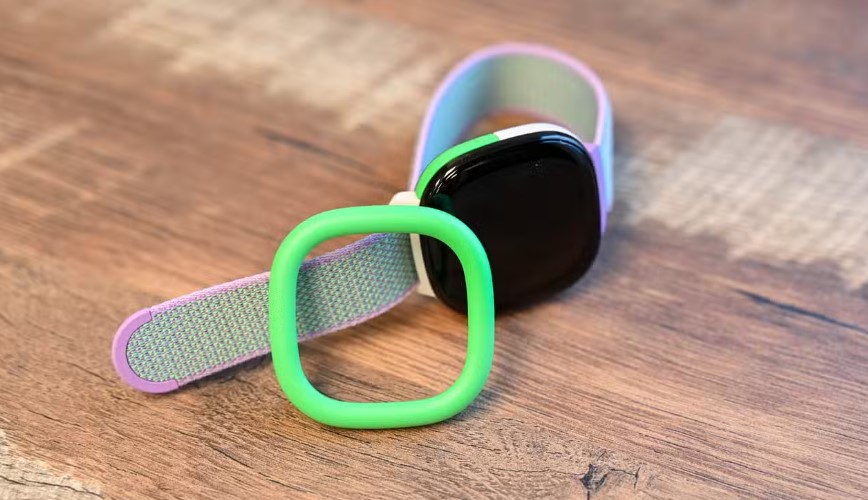 Fitbit Ace LTE reloj inteligente impermeable para niños