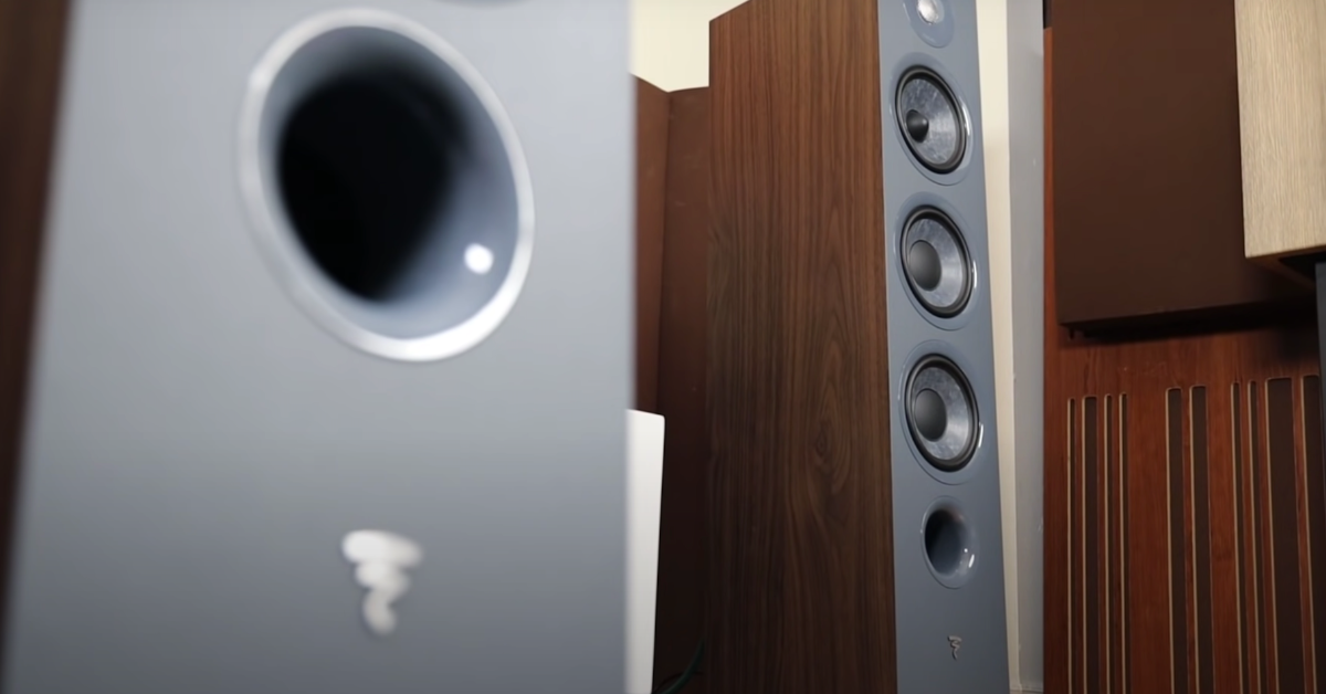 Focal Chora 826 Altavoces de suelo de alta eficiencia (Pareja)