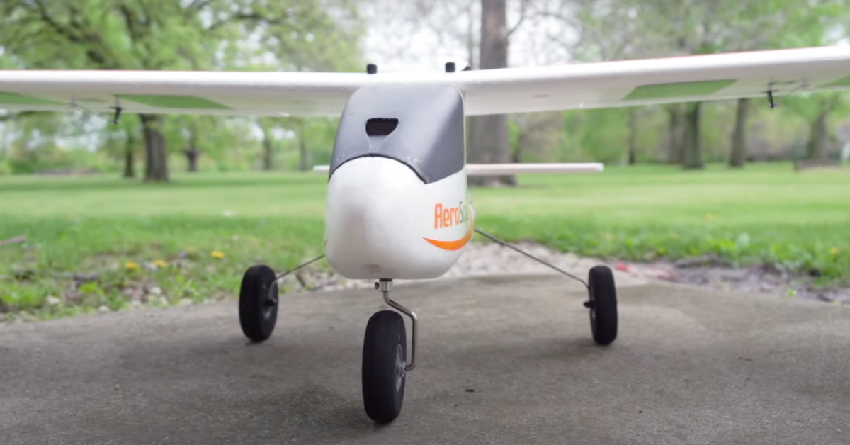 HOBBYZONE AEROSCOUT S 2 avión rc