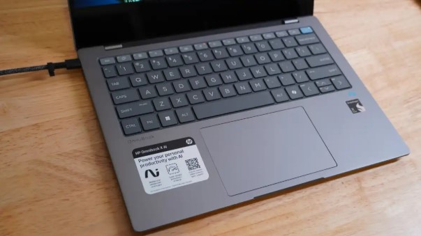 Portátil HP OmniBook X AI