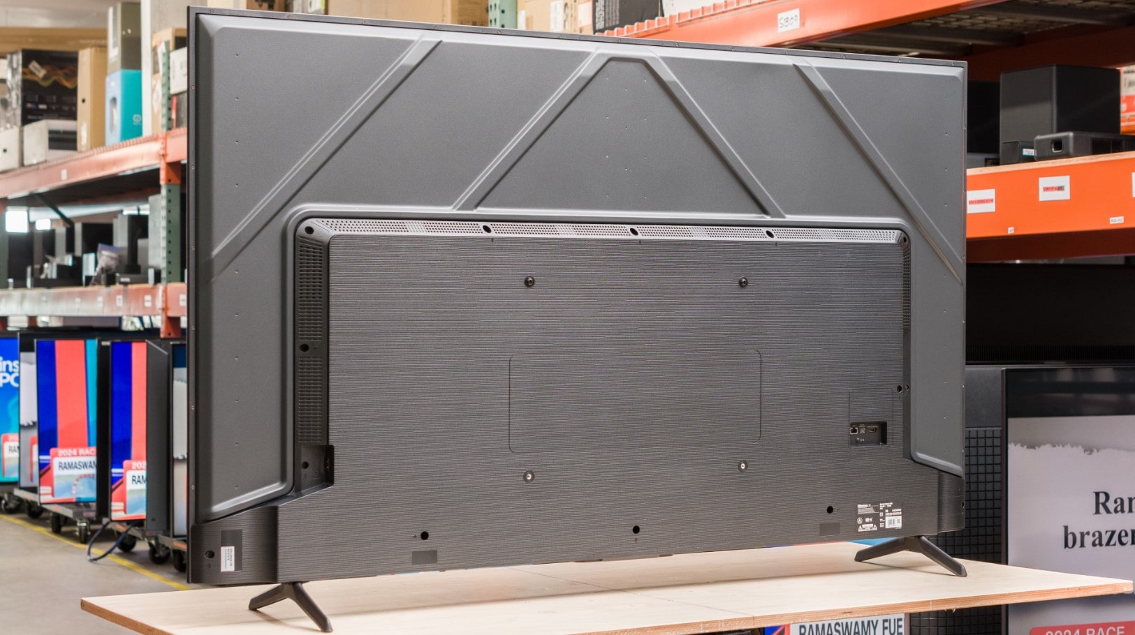 Hisense U6K tv 65 pulgadas menos 1000