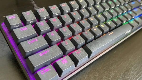 HyperX Alloy Origins 65 teclado gaming competitivo