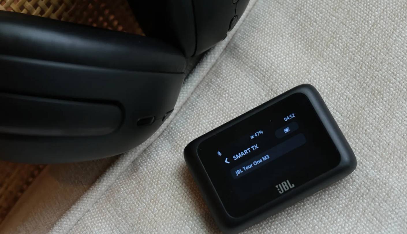 Auriculares con cancelación de ruido JBL Tour One M3 Smart Tx para viajar