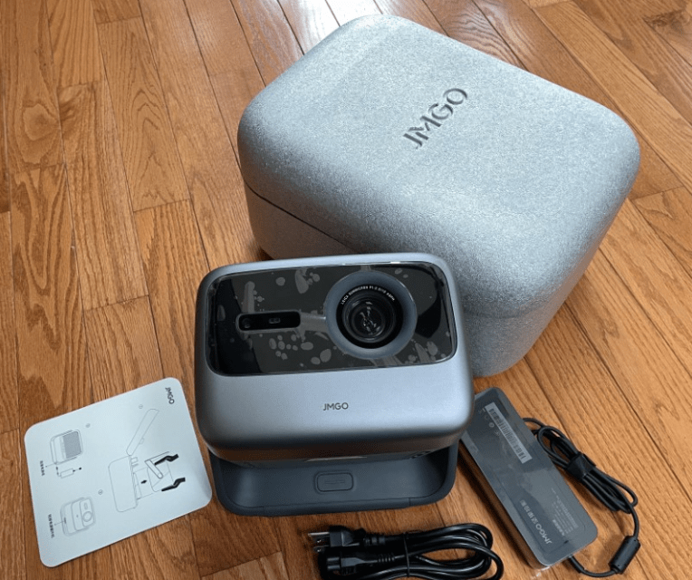 JMGO N1 Ultra o Hisense C1