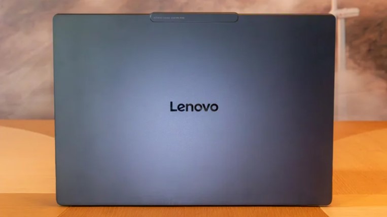 Lenovo Yoga Slim 7x AI portátil