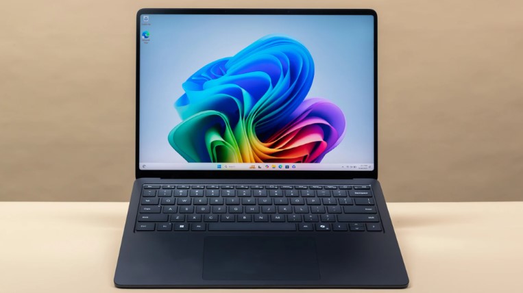  Microsoft Surface Laptop 7 Windows 11 Recall PC