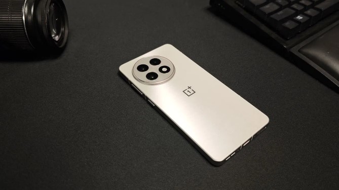 OnePlus 13R o Realme GT 7