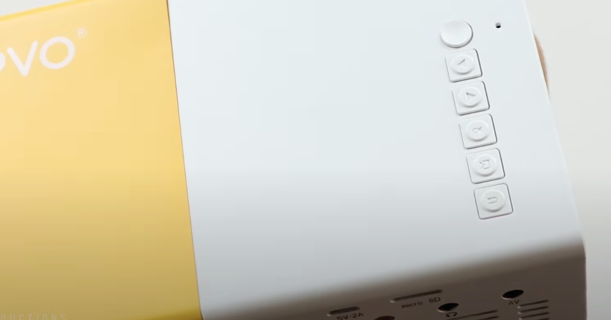 Proyector de cine en casa PVO YG300 Pro por menos de 150