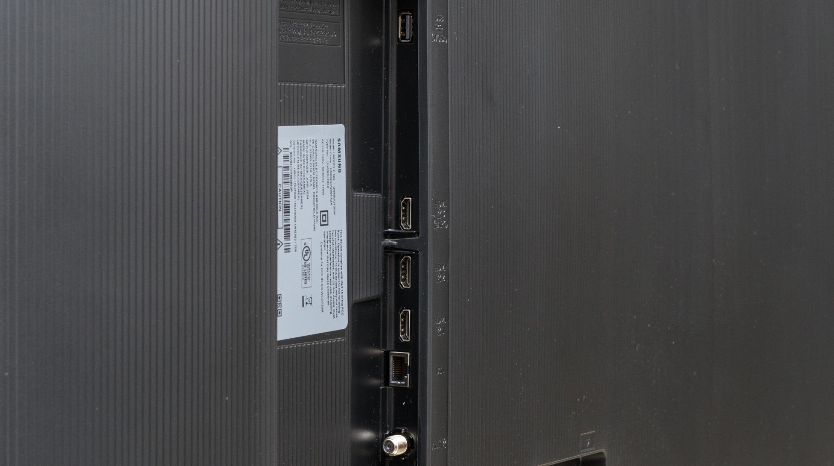 Televisor 4K económico Samsung de 50 pulgadas Crystal UHD DU7200 Series