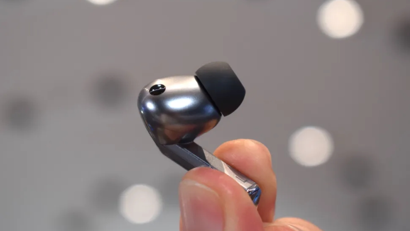 Auriculares Samsung Galaxy Buds 3 Pro con cancelación de ruido para desplazamientos