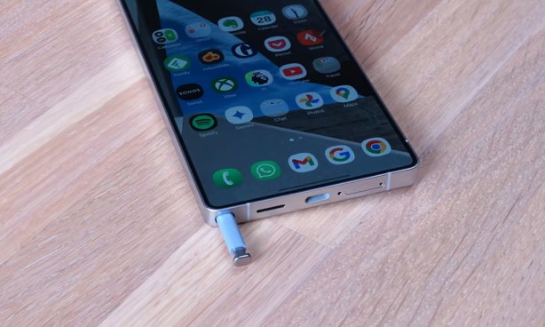 Samsung Galaxy S25 Ultra o Apple iPhone 17 Pro Max