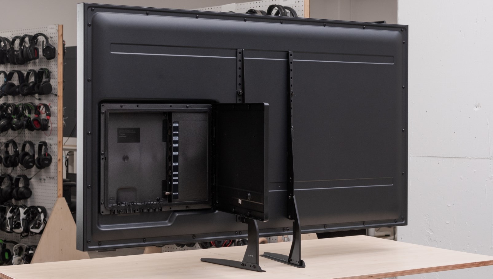 SAMSUNG 55 pulgadas The Terrace televisor taller mecánico