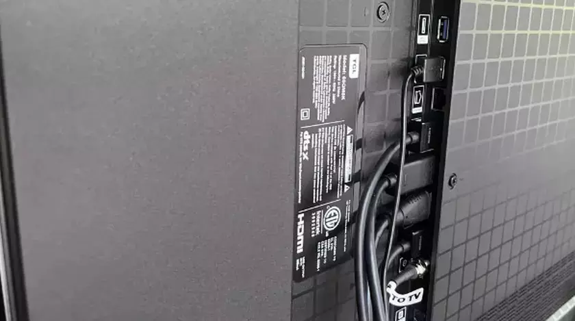 TCL QM8K TV para computadora de juegos