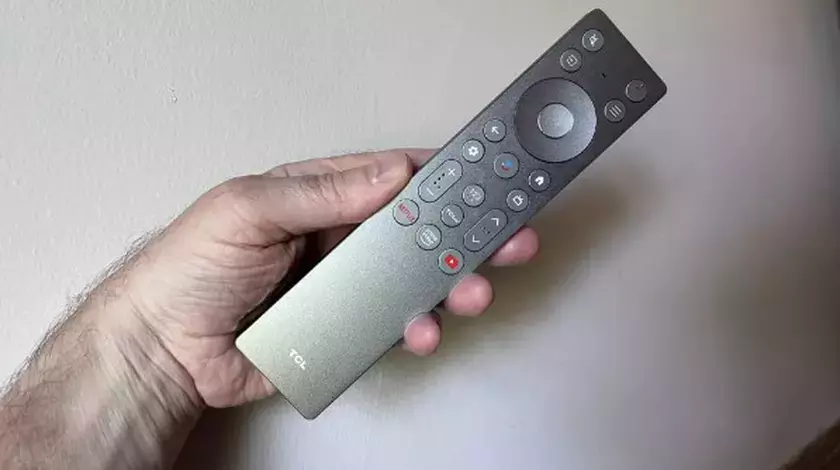 TCL QM8K TV 4K de alta tasa de refresco