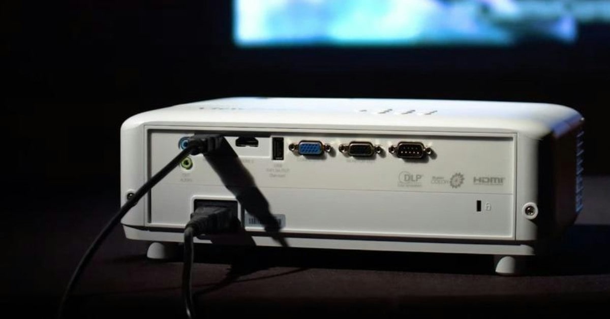 Proyector ViewSonic PX701HDH de bajo ruido