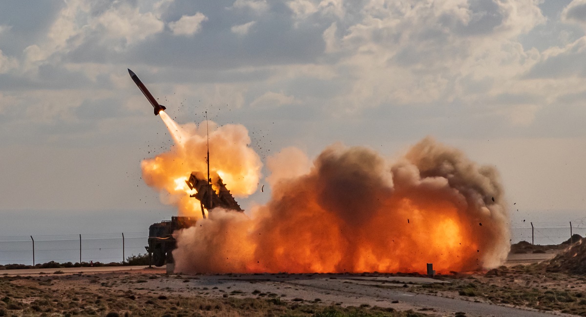 Las fuerzas de defensa antiaérea de Ucrania destruyeron 36 misiles de crucero estratégicos Kh-101, Kh-555, Kh-55 lanzados desde 10 bombarderos Tu-95MS con capacidad nuclear. Las fuerzas de defensa antiaérea de Ucrania destruyeron 36 misiles de crucero estratégicos Kh-101, Kh-555, Kh-55 lanzados desde 10 bombarderos Tu-95MS con capacidad nuclear.